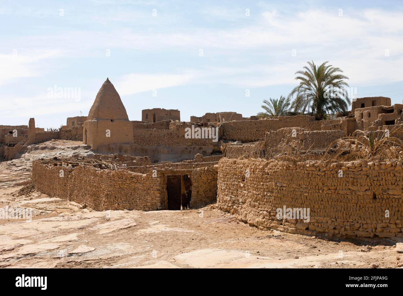 Mud houses, old town, Bahariya Oasis, Libyan Desert, mud brick construction, mud buildings, Egypt Stock Photo