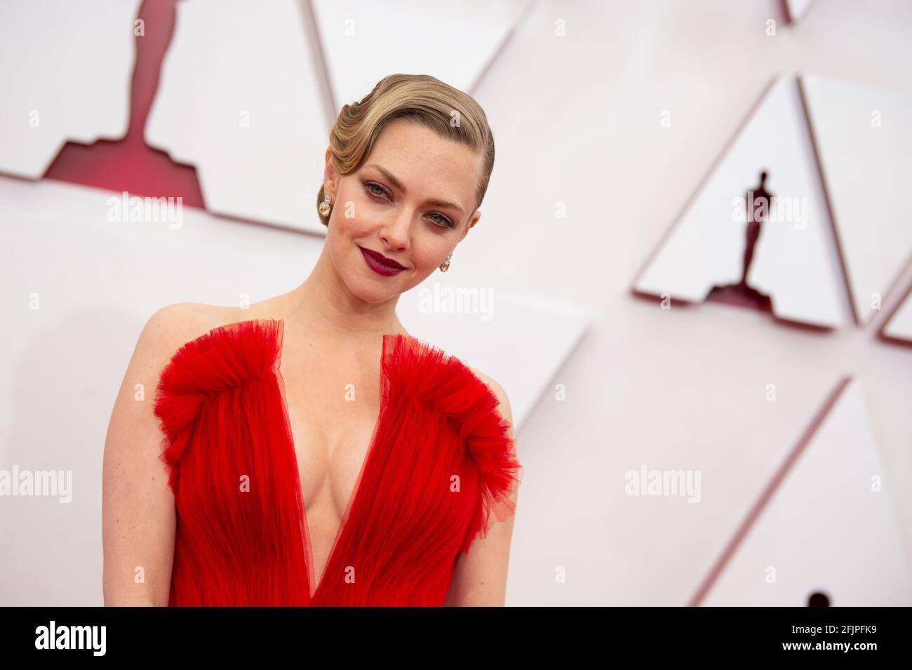 Los Angeles, USA. 25th Apr, 2021. Oscar® nominee Amanda Seyfried ...