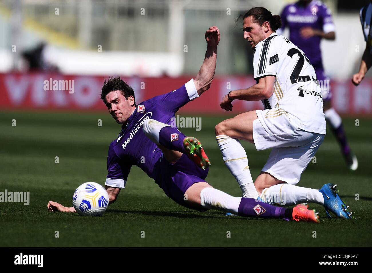 Florence, Italy. 21st Mar, 2021. Dusan Vlahovic (ACF Fiorentina) during ACF  Fiorentina vs AC Milan, Italian football Serie A match in Florence, Italy,  March 21 2021 Credit: Independent Photo Agency/Alamy Live News