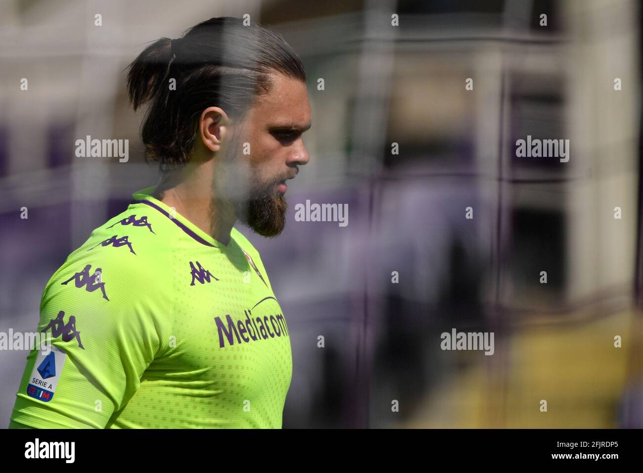 Florence, Italy. 25th Apr, 2021. Bartlomiej Dragowski of ACF Fiorentinalooks on during the Serie A football match between ACF Fiorentina and Juventus FC at Artemio Franchi stadium in Firenze (Italy), April 25th, 2021. Photo Andrea Staccioli/Insidefoto Credit: insidefoto srl/Alamy Live News Stock Photo