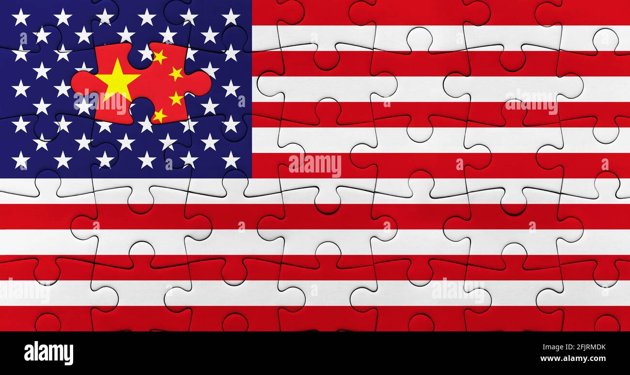 White jigsaw puzzle pattern isolated Stock Photo - Alamy