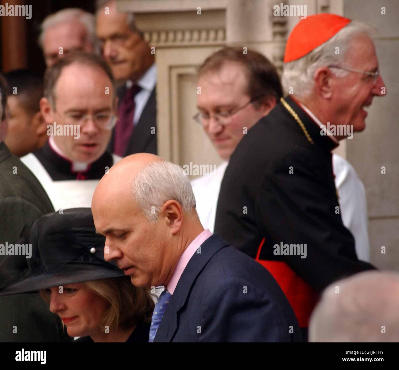 IAIN DUNCAN SMITH AT THE MEMORIAL TO PAUL GETTY AT WESTMINSTER CATHEDRAL.9/9/03 PILSTON Stock Photo