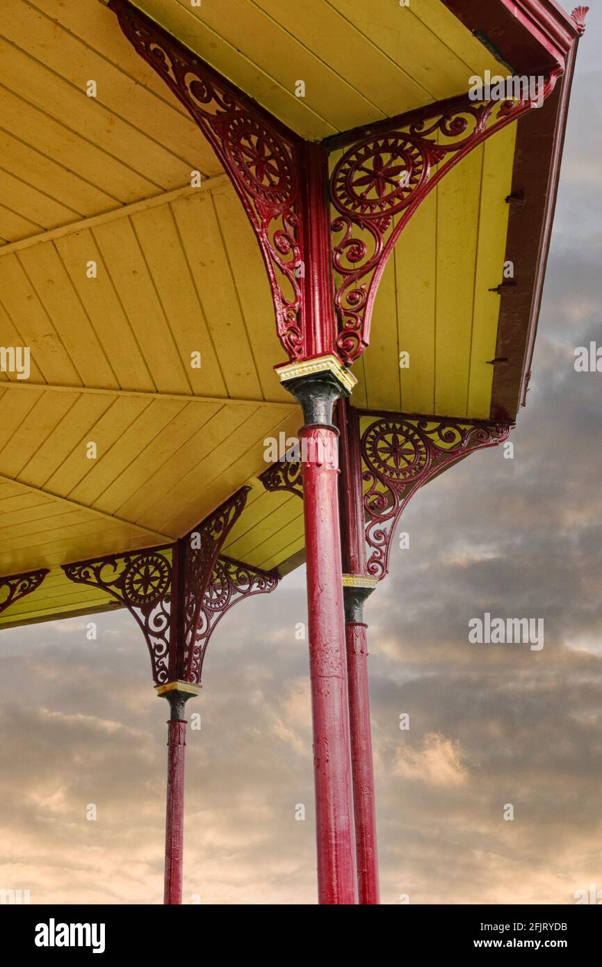 Victorian roof detail hi-res stock photography and images - Alamy