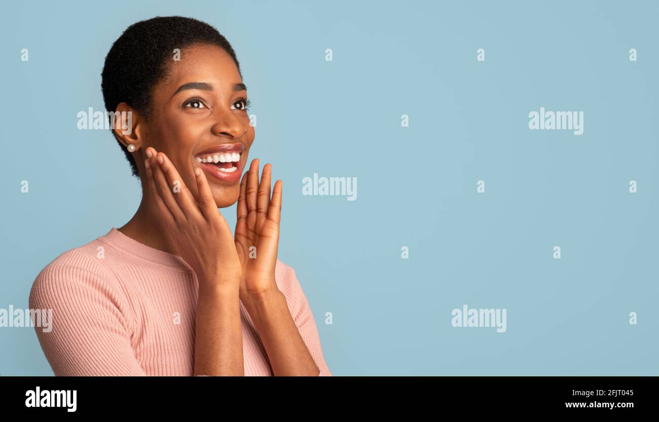Happy shocked face hi-res stock photography and images - Alamy