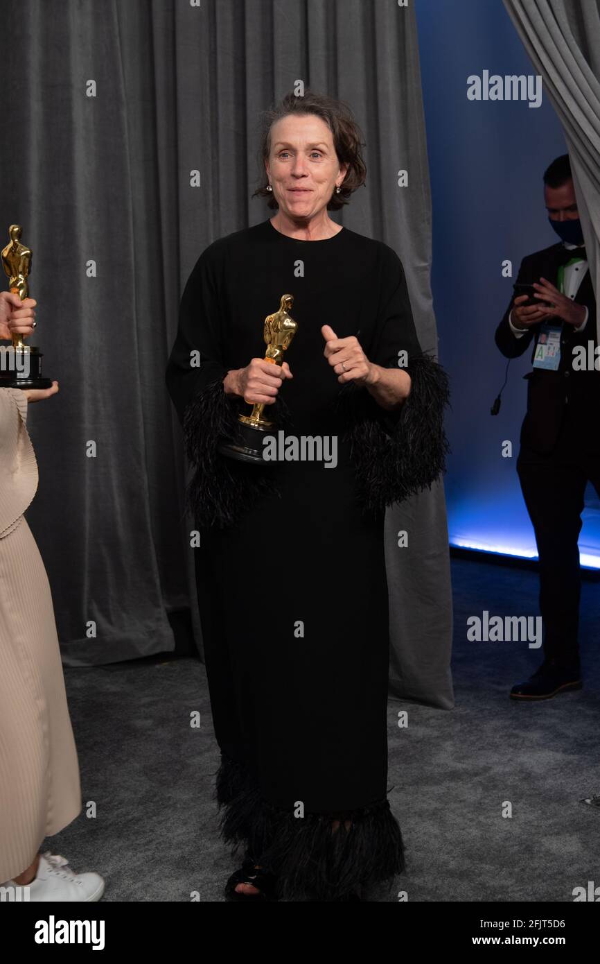 frances-mcdormand-oscar