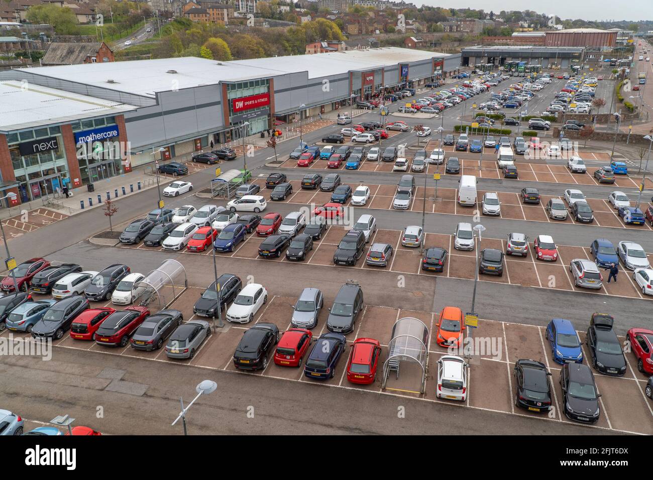 Dundee, Tayside, Scotland, 26.04.21: Gallagher Retail Park in Dundee, as  the car park reaches its max capacity, as Scotland leaves its second  lockdown and restrictions are relaxed on the public, and the