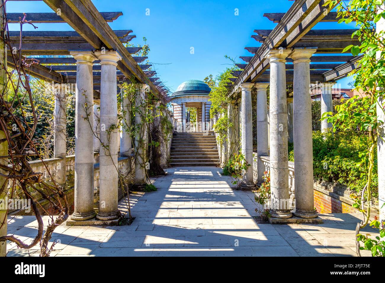 Hampstead Heath Pergola and Hill Gardens, North London, UK Stock Photo