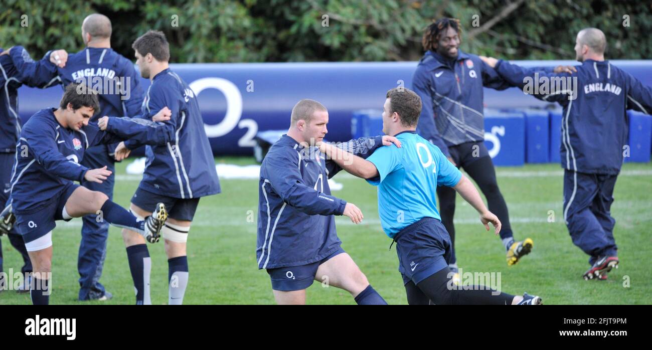 ENGLAND TRAINING FOR THEIR MATCH WITH AUSTRALIA 11/11/2008. PICTURE DAVID ASHDOWN Stock Photo