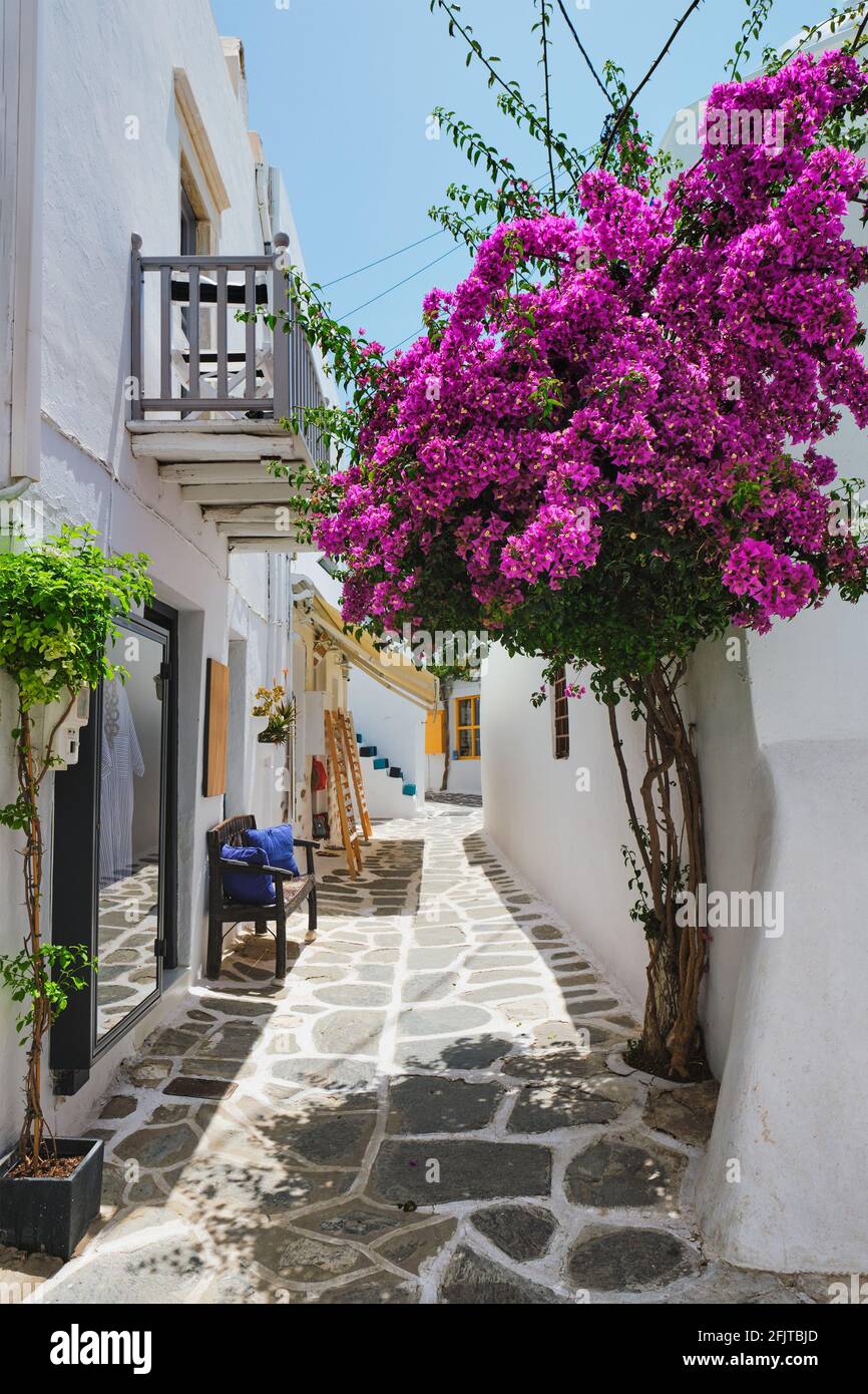 Island of paros greece hi-res stock photography and images - Page 19 - Alamy
