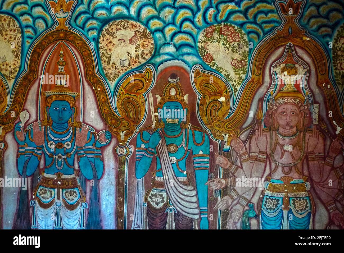 Mulkirigala, Sri Lanka, Asia wall paintings inside the Mulkirigala