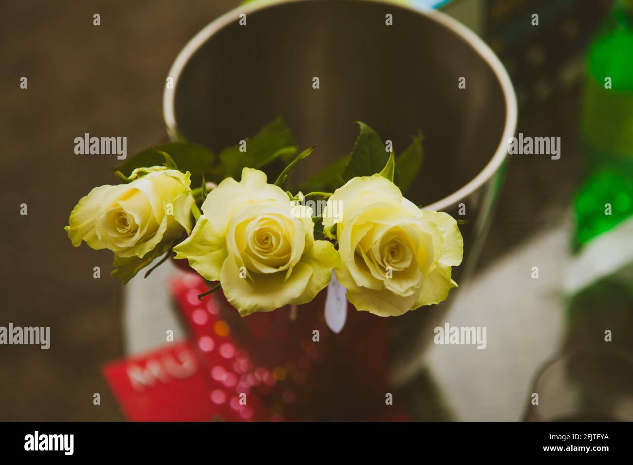Three Roses Yellow High Resolution Stock Photography And Images Alamy