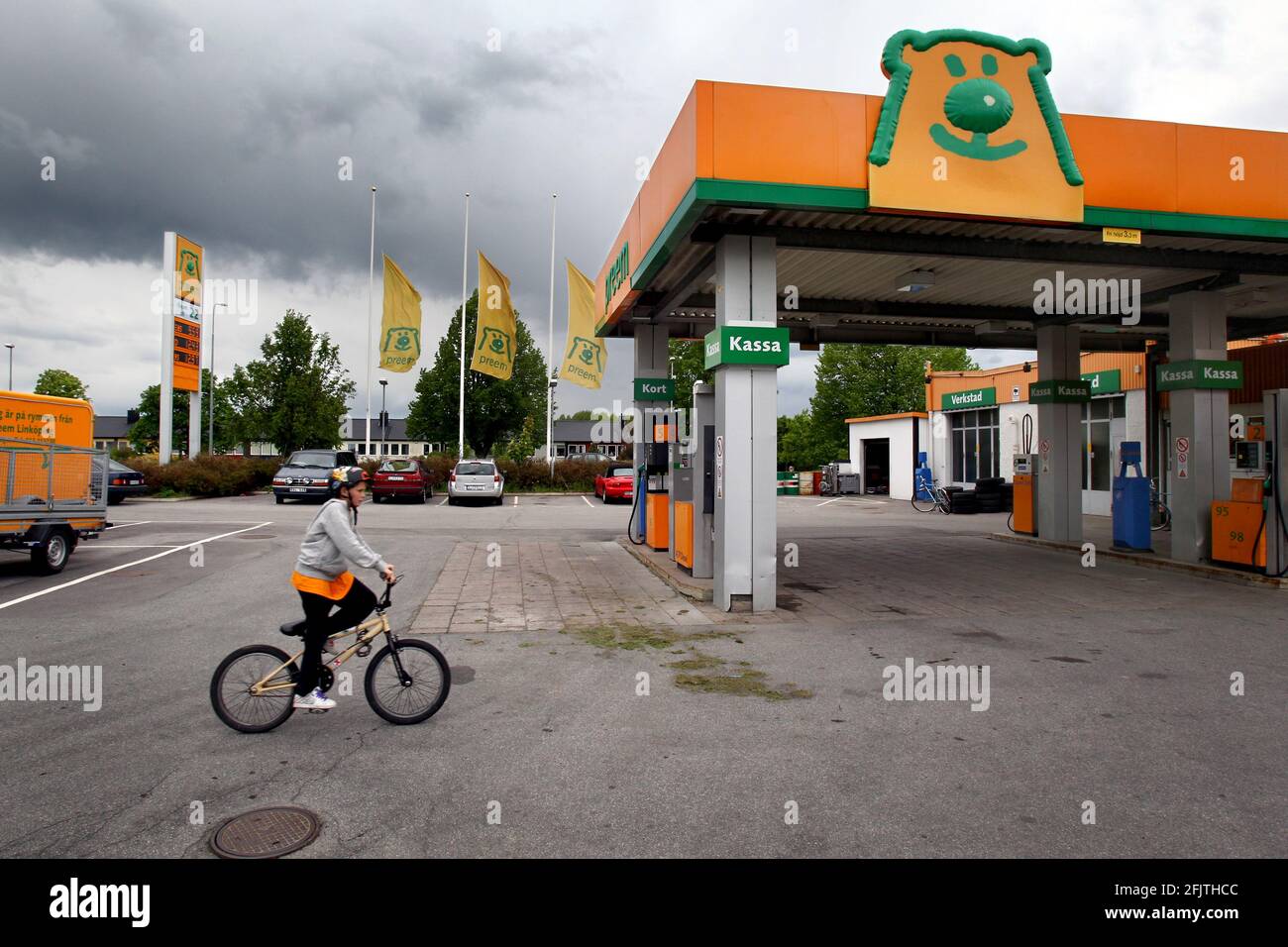Preem signs hi res stock photography and images Alamy
