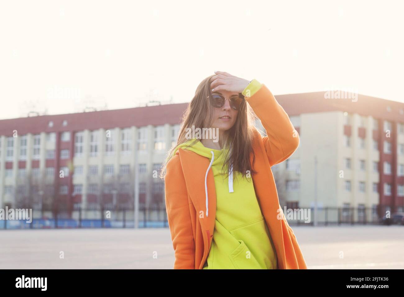 Mustard hoodie outfit hotsell
