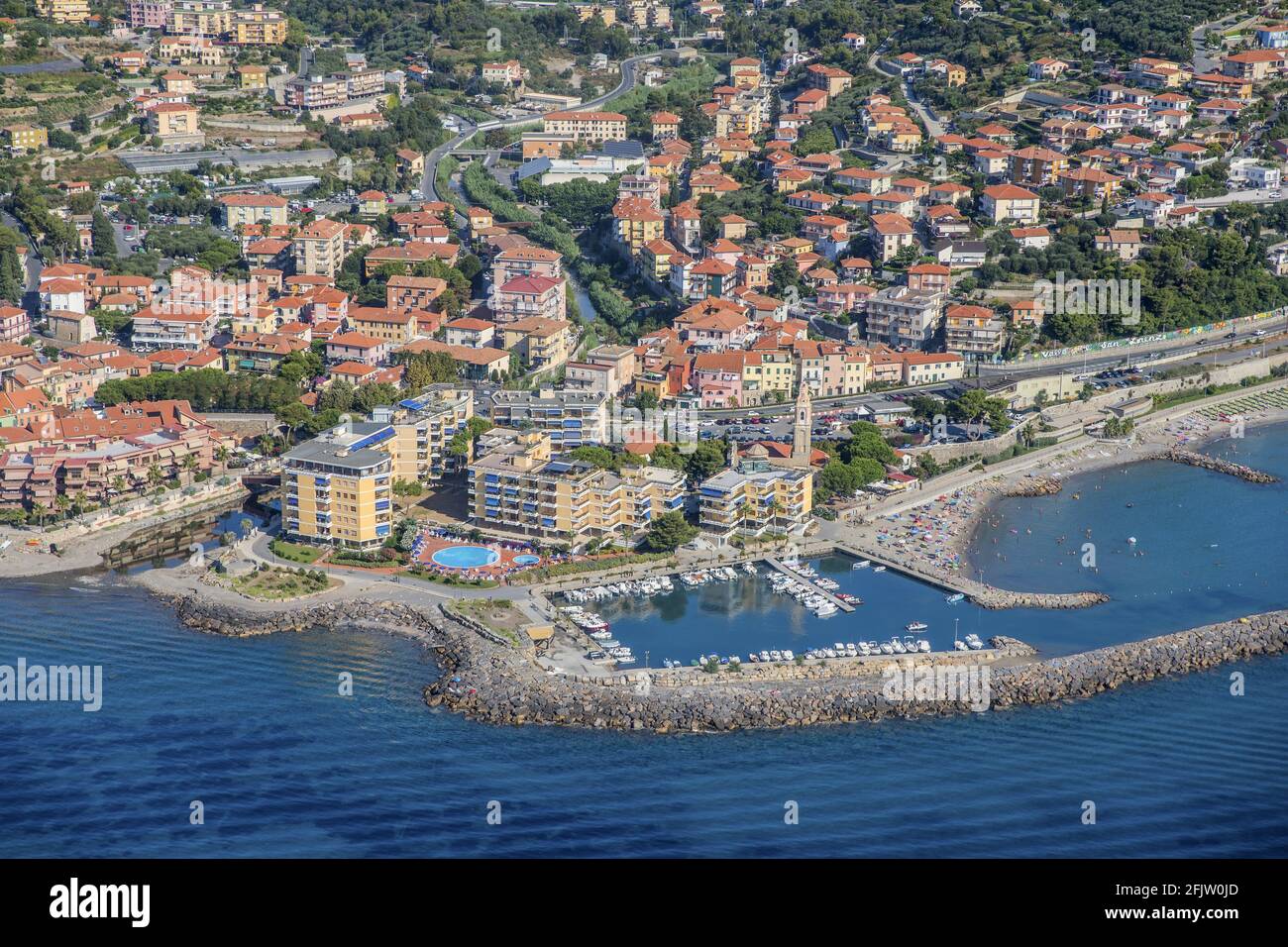 Italie, Ligurie, Riviera di Ponente, San Lorenzo al Mare (aerial view) Stock Photo