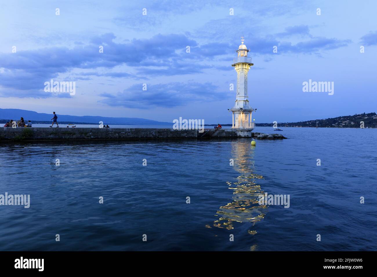 Switzerland, Canton of Geneva, Geneva, Lake Leman, Rade de Genève, Pier ...