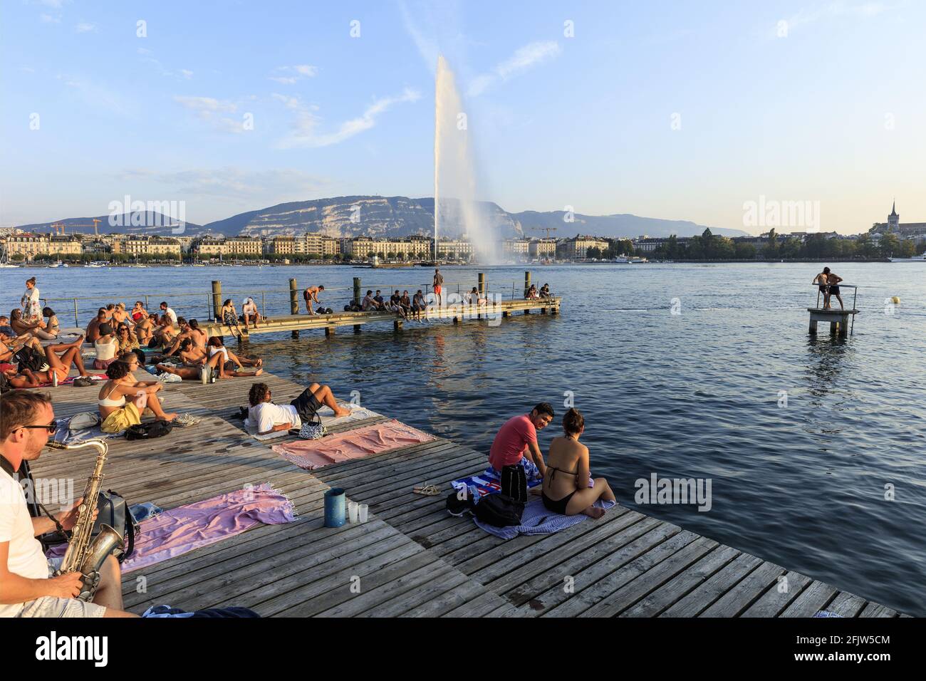Switzerland, Canton of Geneva, Geneva, Lake Leman, Bains des Paquis, swimming Stock Photo
