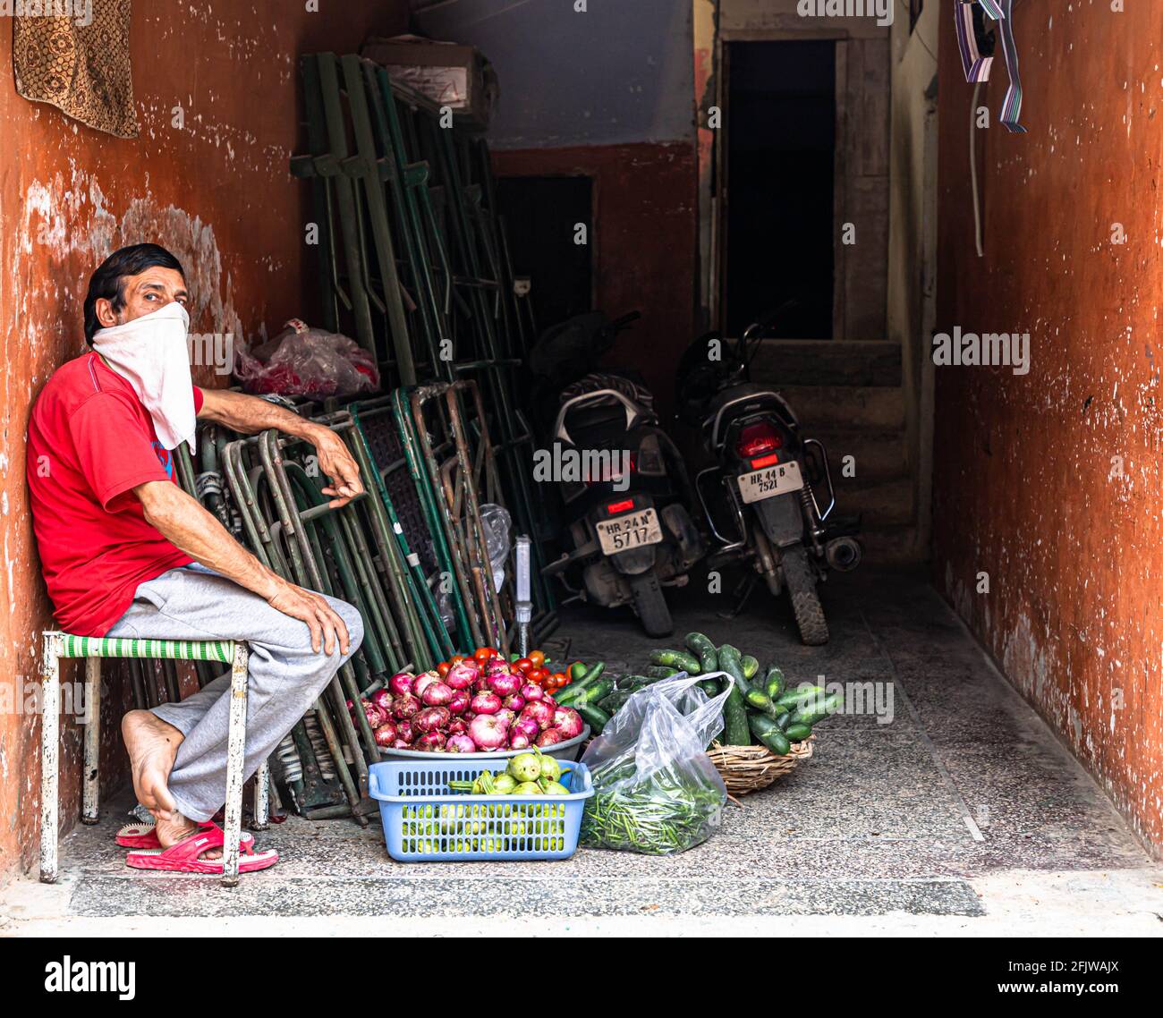 street vendor selling vegetables during lock down. Stock Photo