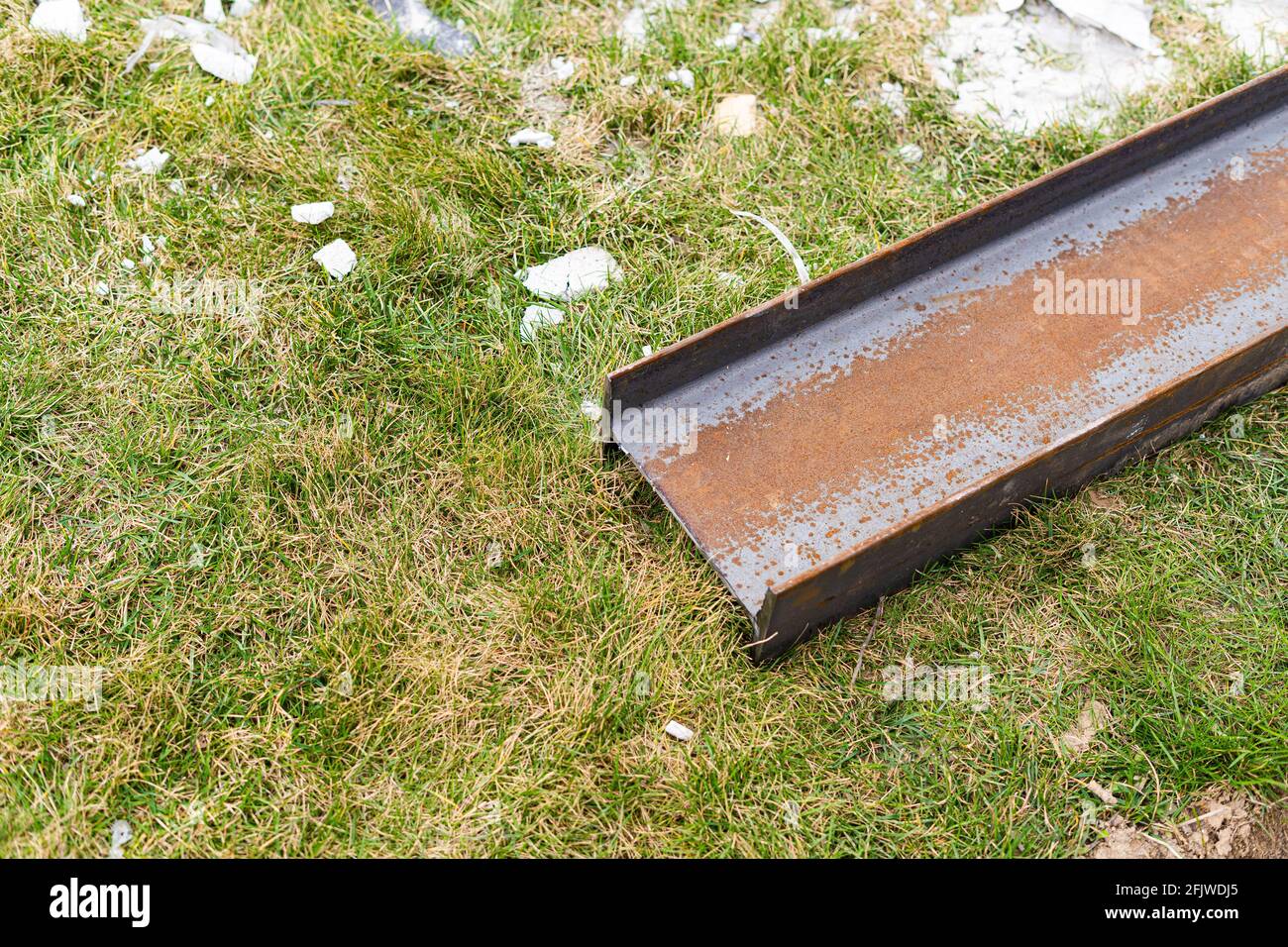 Ibeam iron girder with a fresh cut closeup Stock Photo Alamy