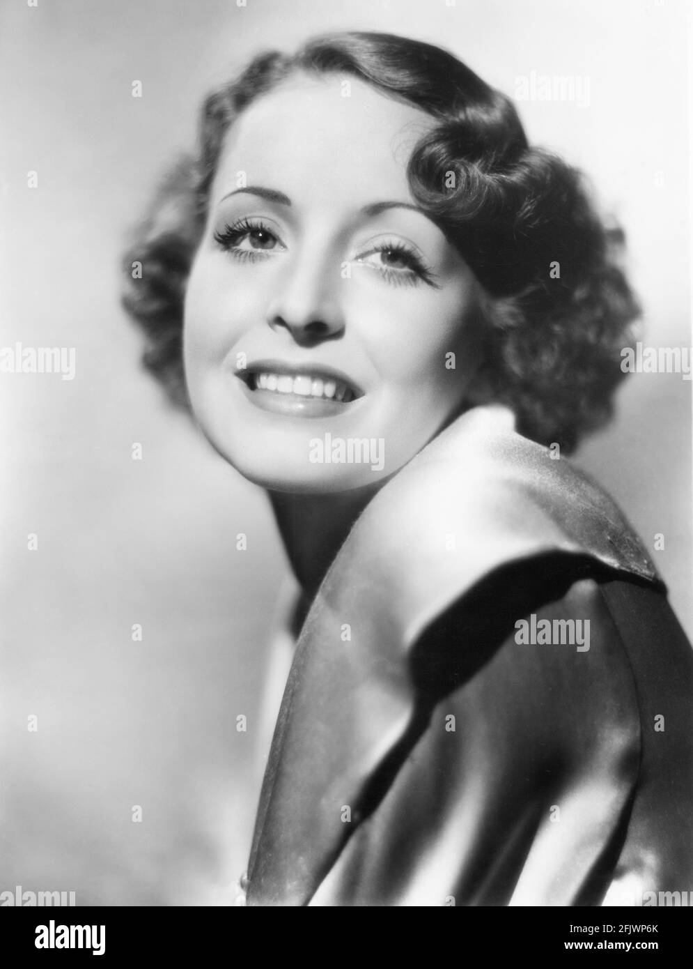 American Actress Joan Perry, Head and Shoulders Publicity Portrait, Columbia Pictures, 1939 Stock Photo