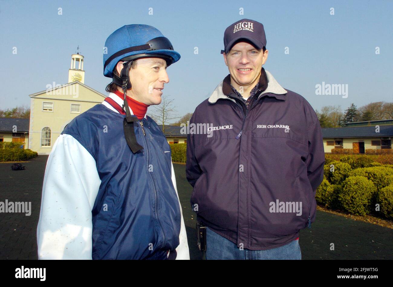 BALLYDOYLE STABLES IN IRELAND. KIEREN FALLON AND AIDAN O'BRIAN.  PICTURE DAVID ASHDOWN Stock Photo