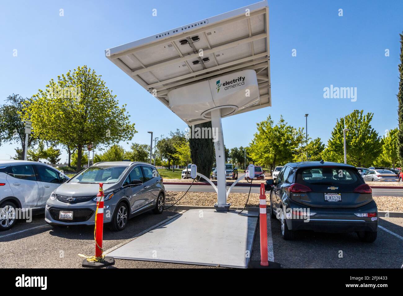 A solar powered Electrify America charging station at the Kaiser