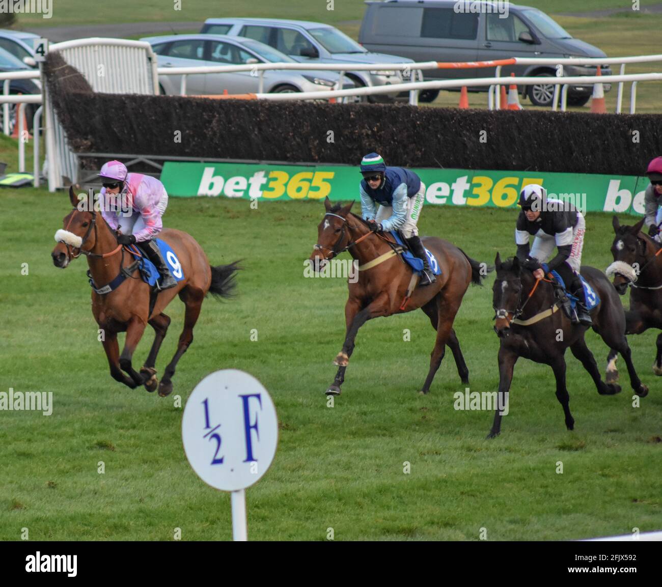 Hurdle ludlow racecourse hires stock photography and images Alamy