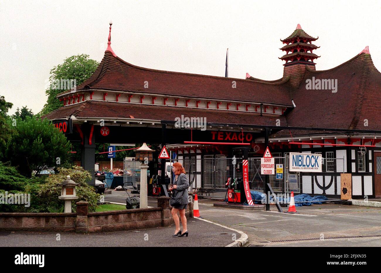 THE PETROL STATION ON THE CORNER OF STONE PARK AVENUE AND SOUTH EDEN