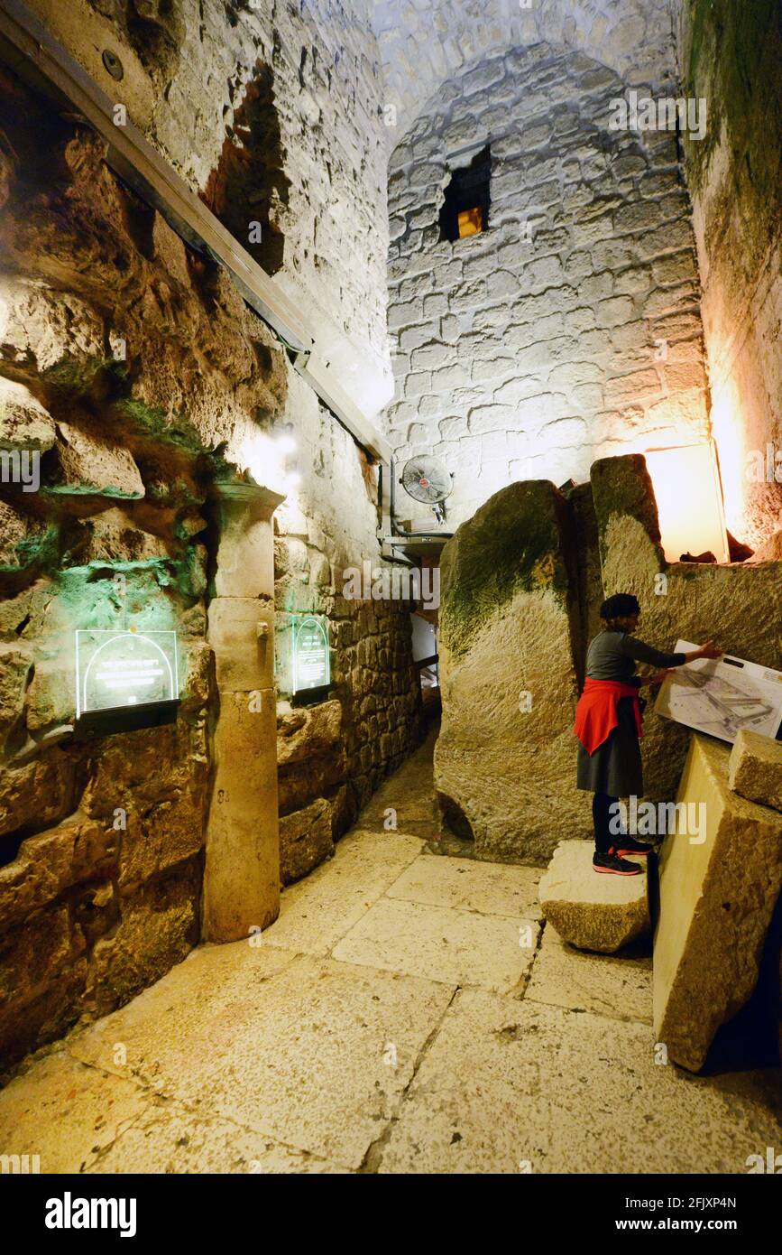 The Western Wall tunnel in the old city of Jerusalem Stock Photo Alamy