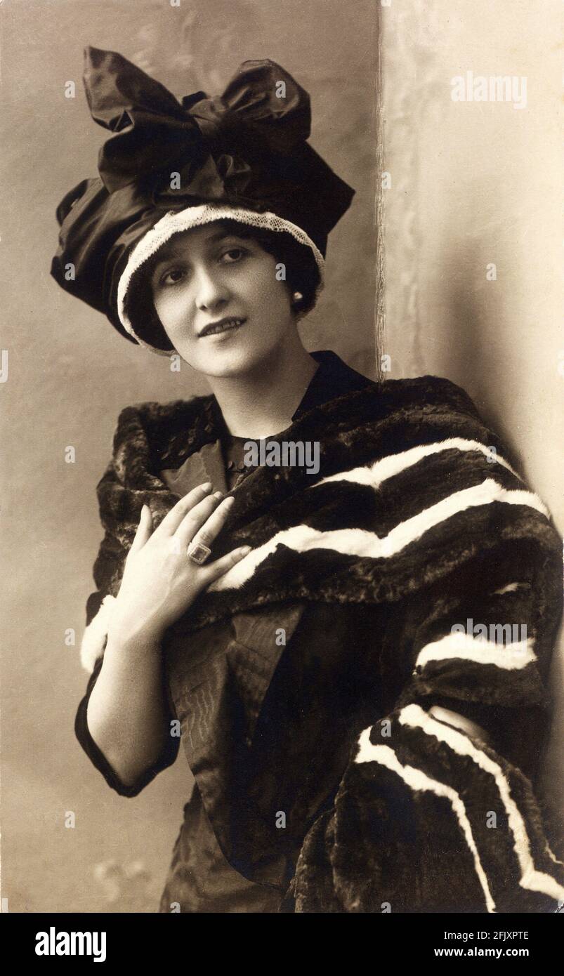 page 6 italian soprano high resolution stock photography and images alamy