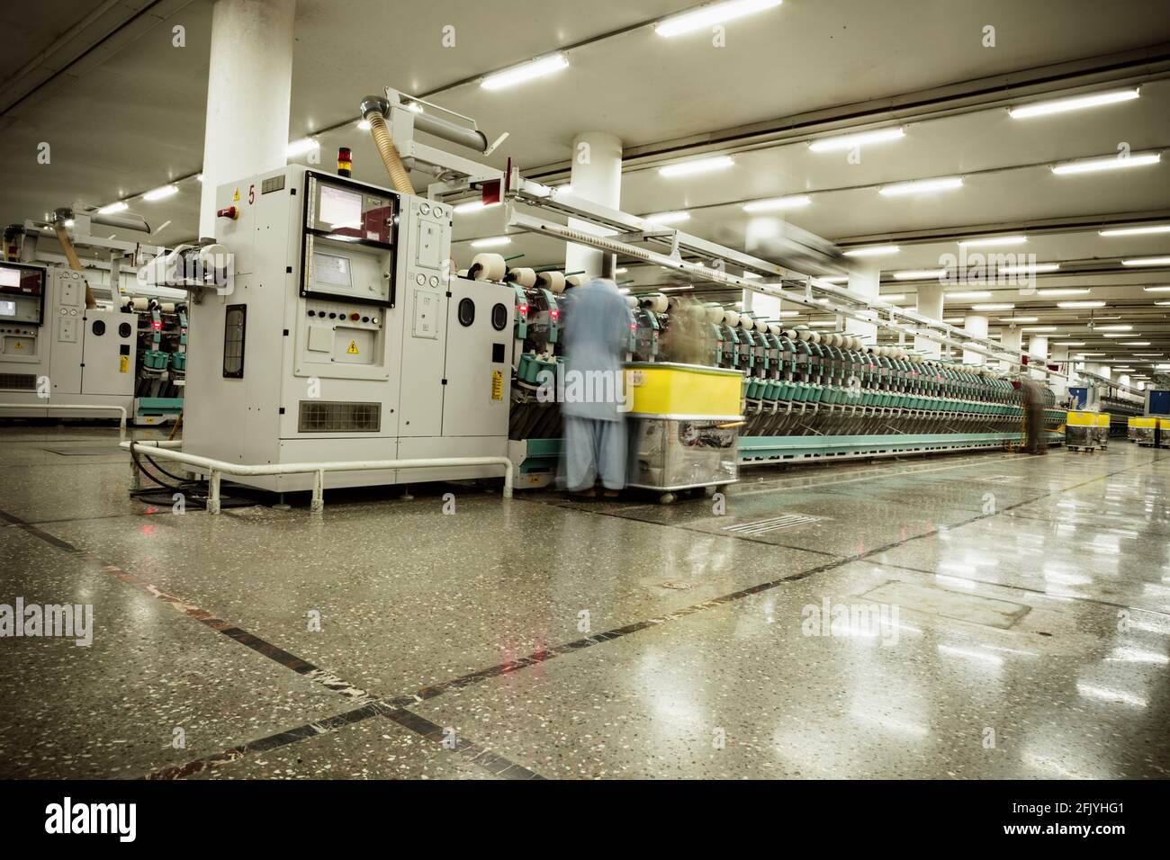 Fashion industry of pakistan hires stock photography and images Alamy