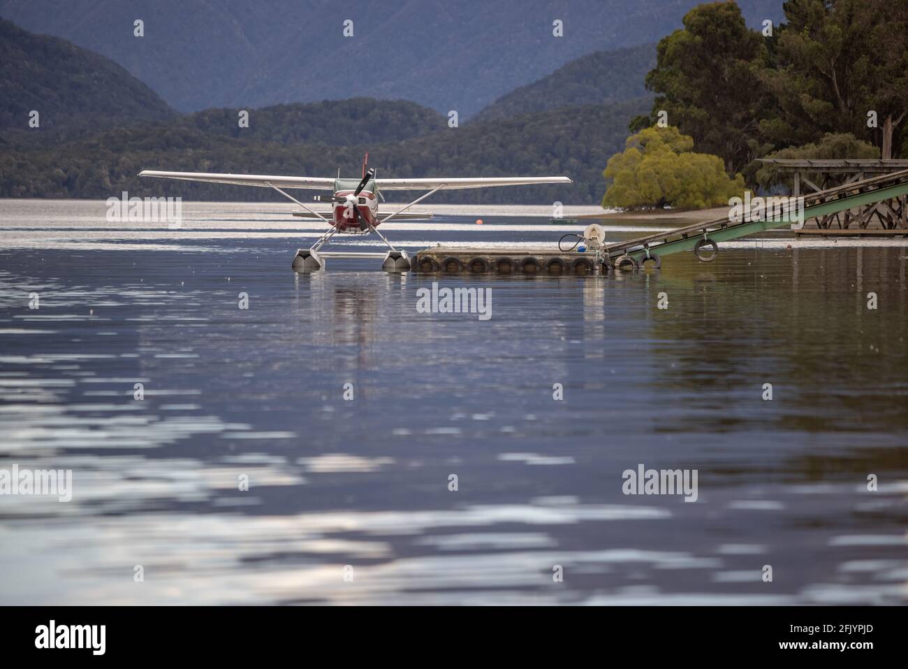 Waterplane hires stock photography and images Alamy