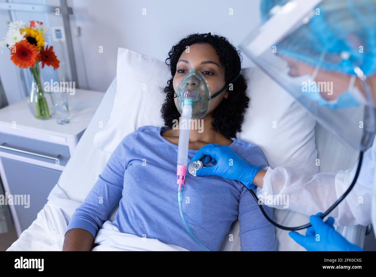 Ventilator covid patient hi-res stock photography and images - Alamy