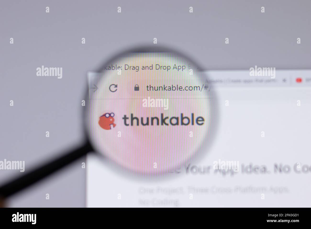 Thunkable logo hi-res stock photography and images - Alamy