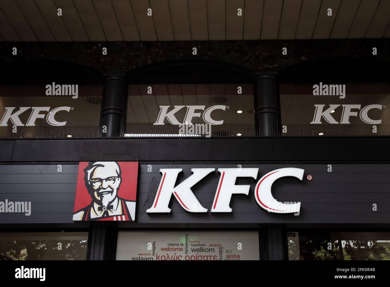 Athens, Greece. 27th Apr, 2021. American fast food restaurant chain, KFC branch seen at Syntagma square in Athens. Credit: Nikolas Joao Kokovlis/SOPA Images/ZUMA Wire/Alamy Live News Stock Photo