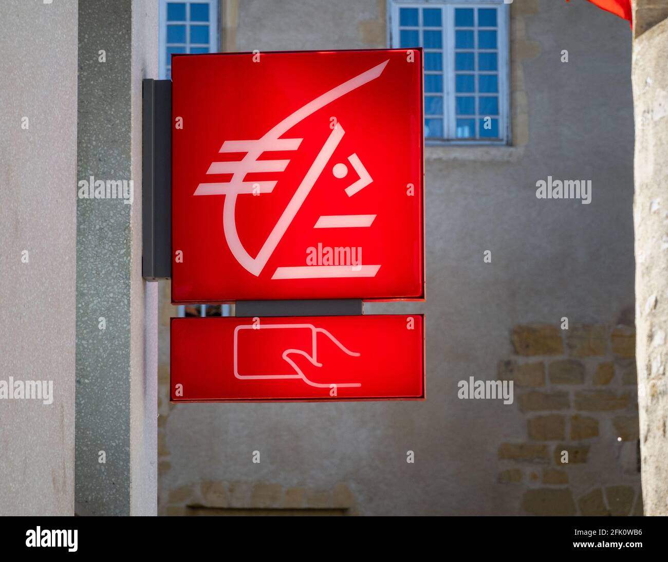 Caisse d'Epargne sign in Bayonne, France Stock Photo - Alamy