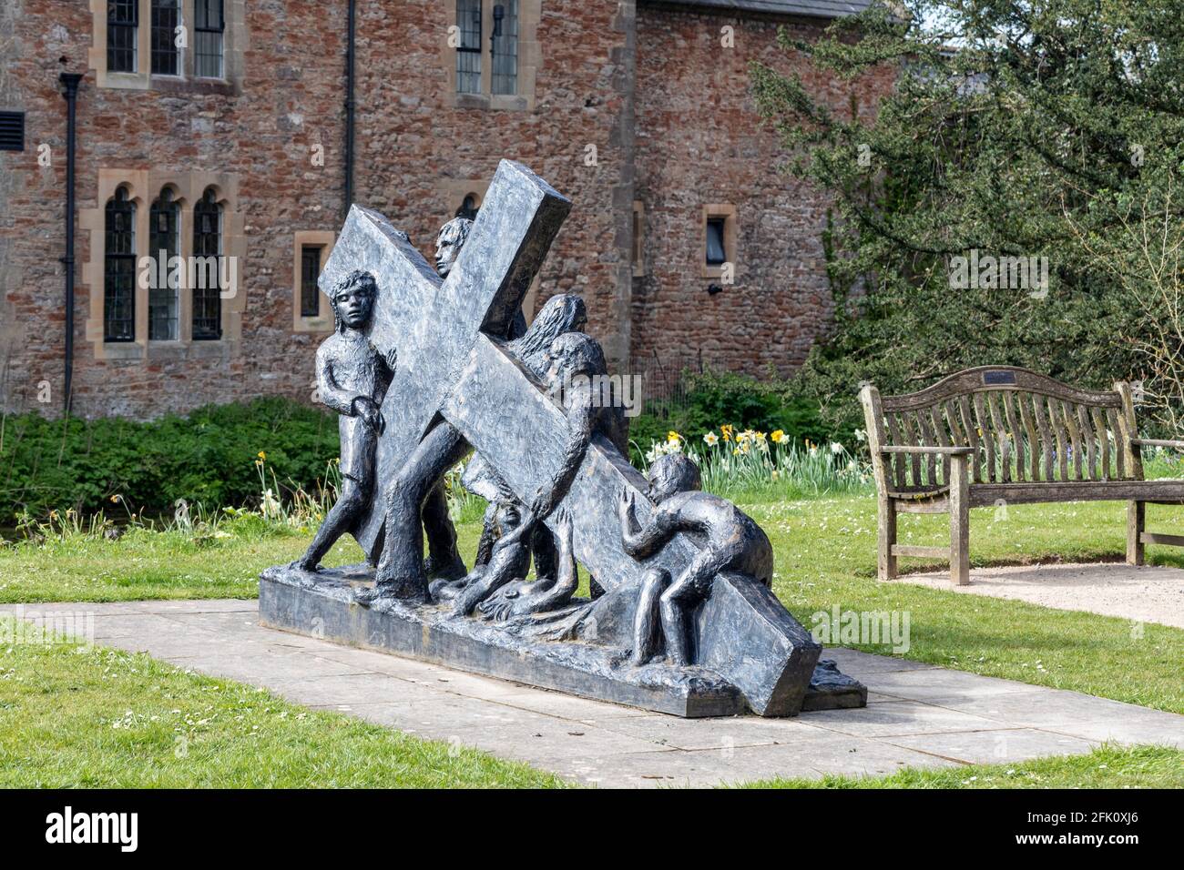 “The weight of our sins”: a sculpture by Josefina de Vasconcellos in the grounds of the Bishop’s Palace, Wells, Somerset, England, UK Stock Photo