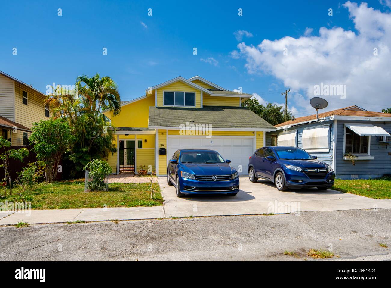 Single family homes in Dania Beach FL USA photo series Stock Photo Alamy