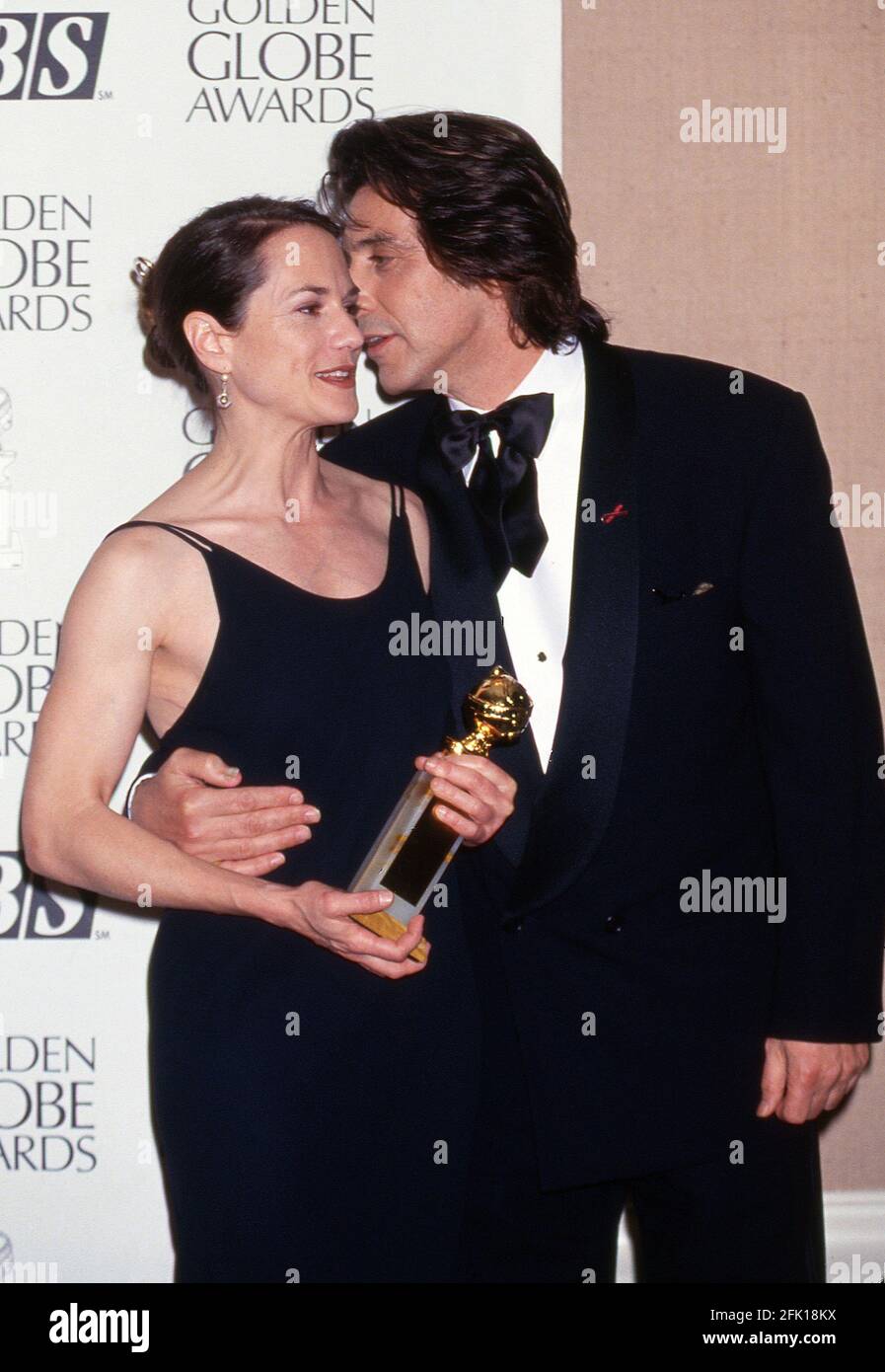 BEVERLY HILLS, CA - JANUARY 22: Holly Hunter and actor Al Pacino attend