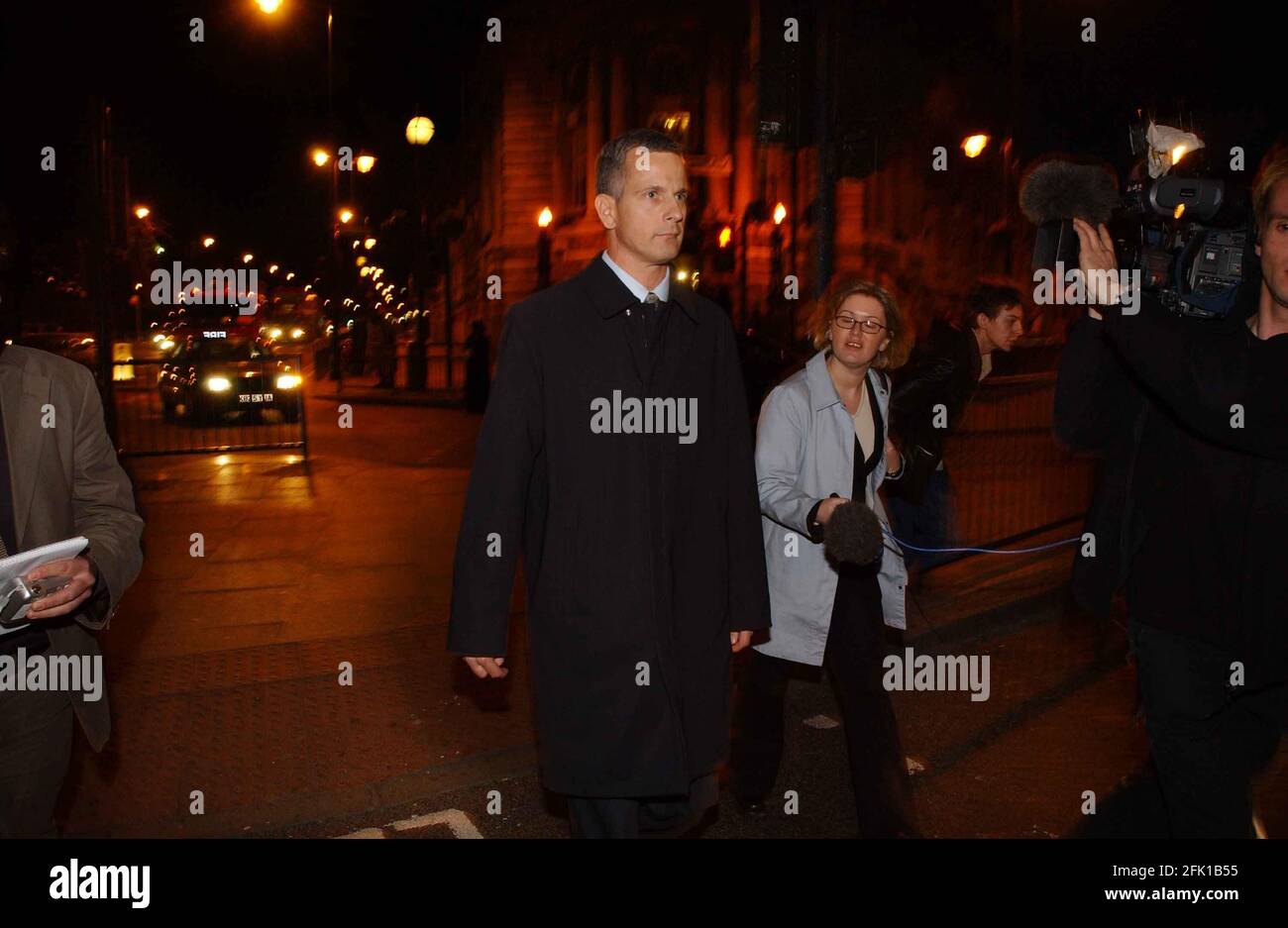 PC Commander Paddick leaving Lambeth Town Hall this evening after making a brief appearance to a packed audience in support of his re-instatement as Chief of Policing in Lambeth.26 March 2002 photo Andy Paradise Stock Photo