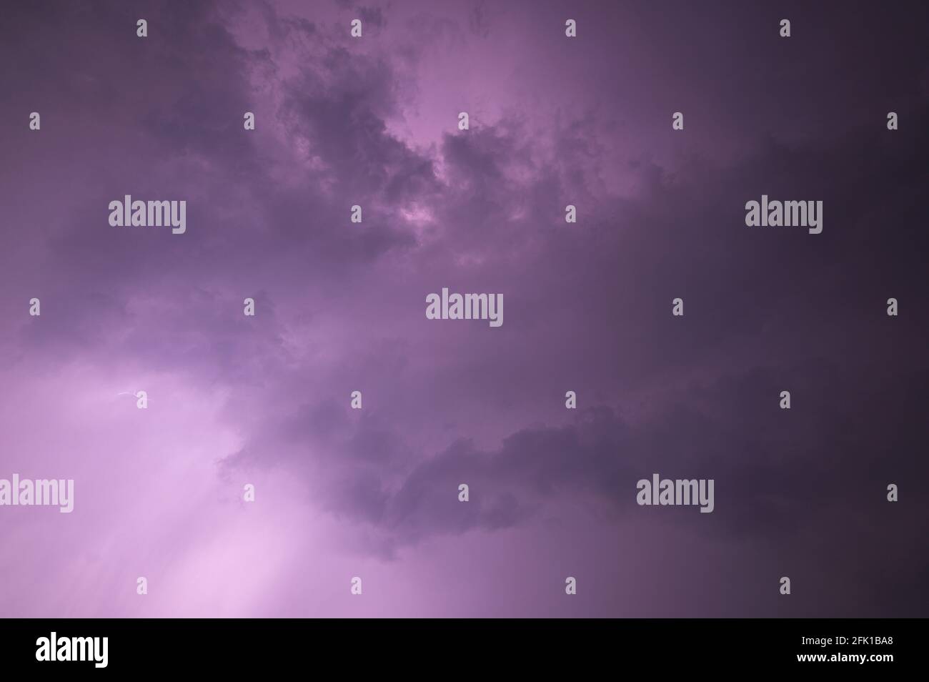 View of lightning in the sky at night Stock Photo - Alamy