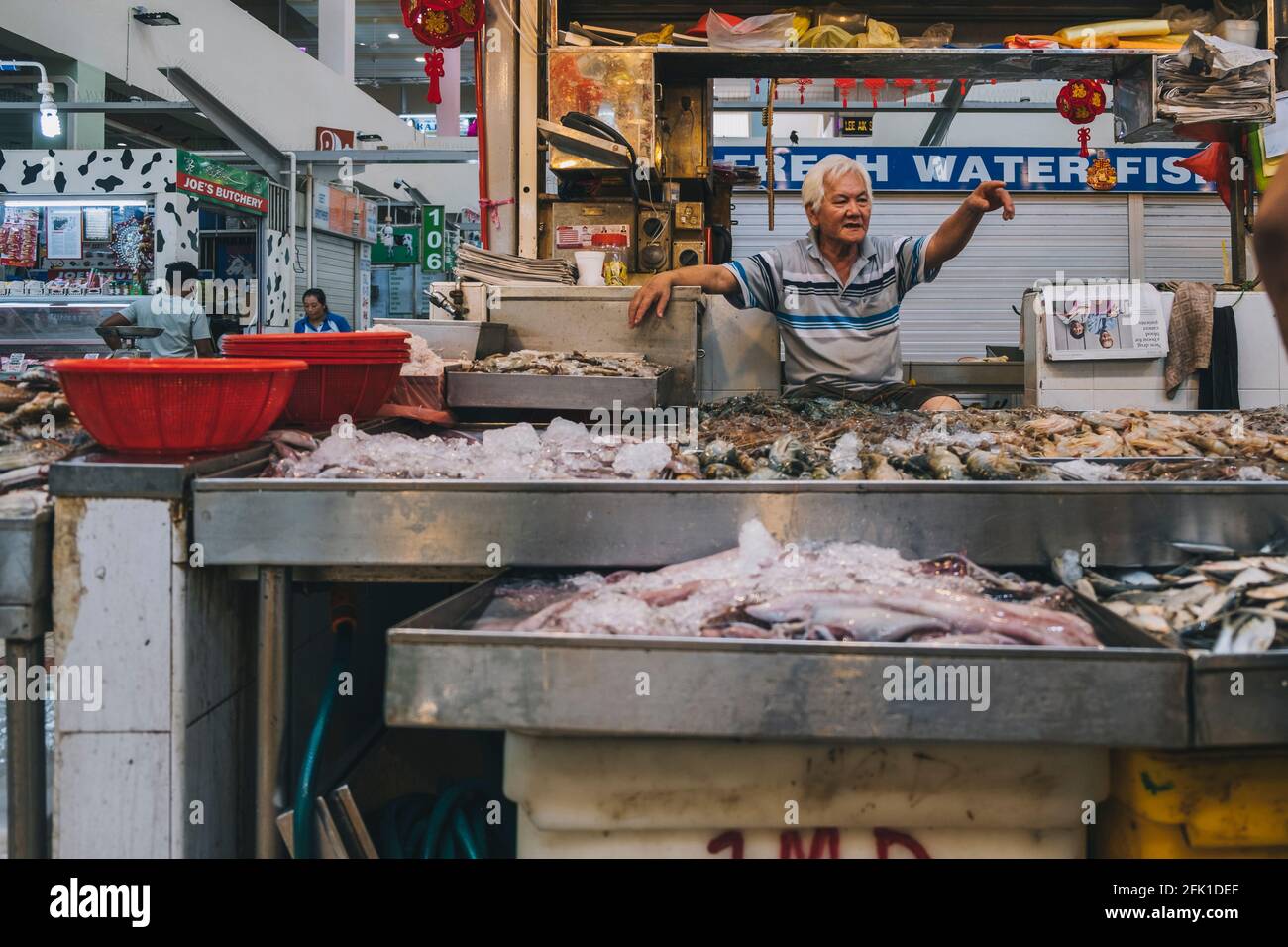 Food in singapore hi-res stock photography and images - Alamy