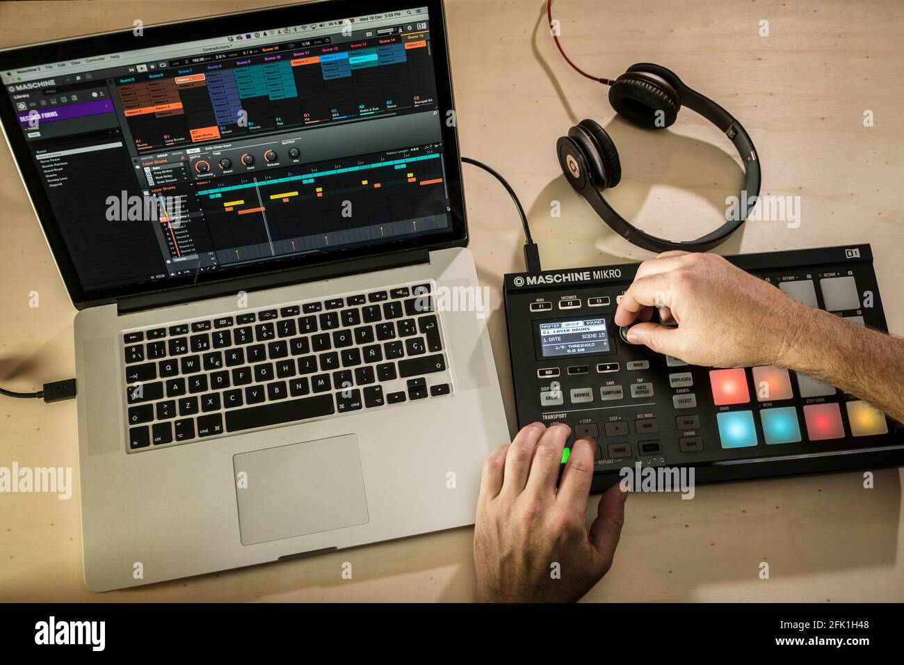 Electronic instruments hires stock photography and images Alamy