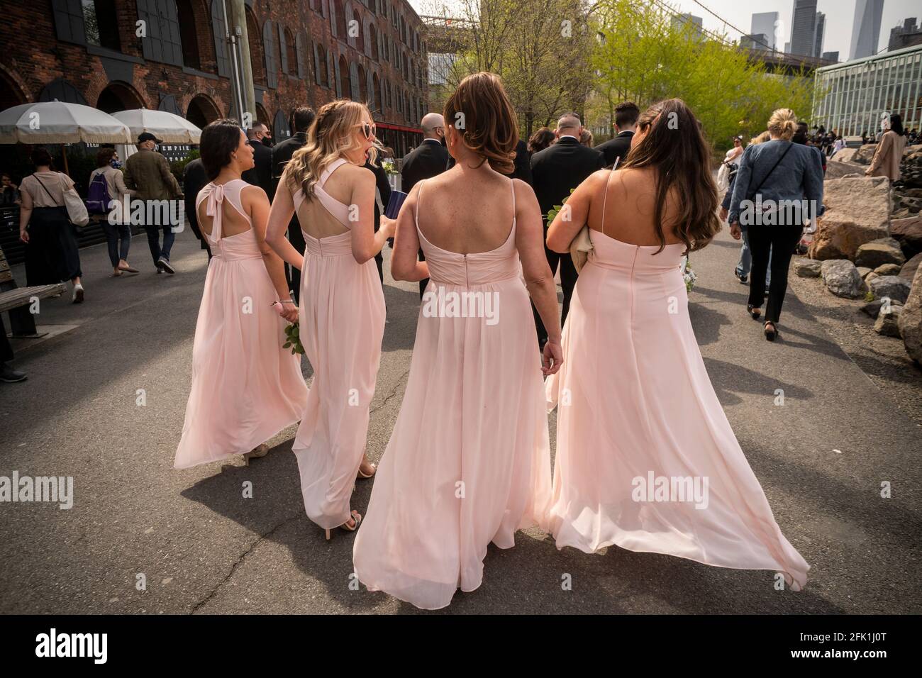 Bridesmaids at  wedding reception in Brooklyn Bridge Park in New York on Saturday, April 24, 2021.  (© Richard B. Levine) Stock Photo