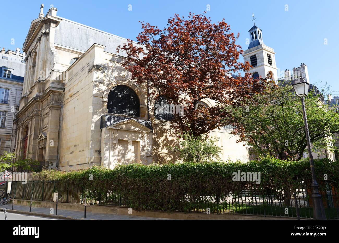 Notre-Dame des Blancs-Manteaux is a Roman Catholic parish church in Le  Marais, 4th arrondissement of Paris, France . It was built in 1285 Stock  Photo - Alamy