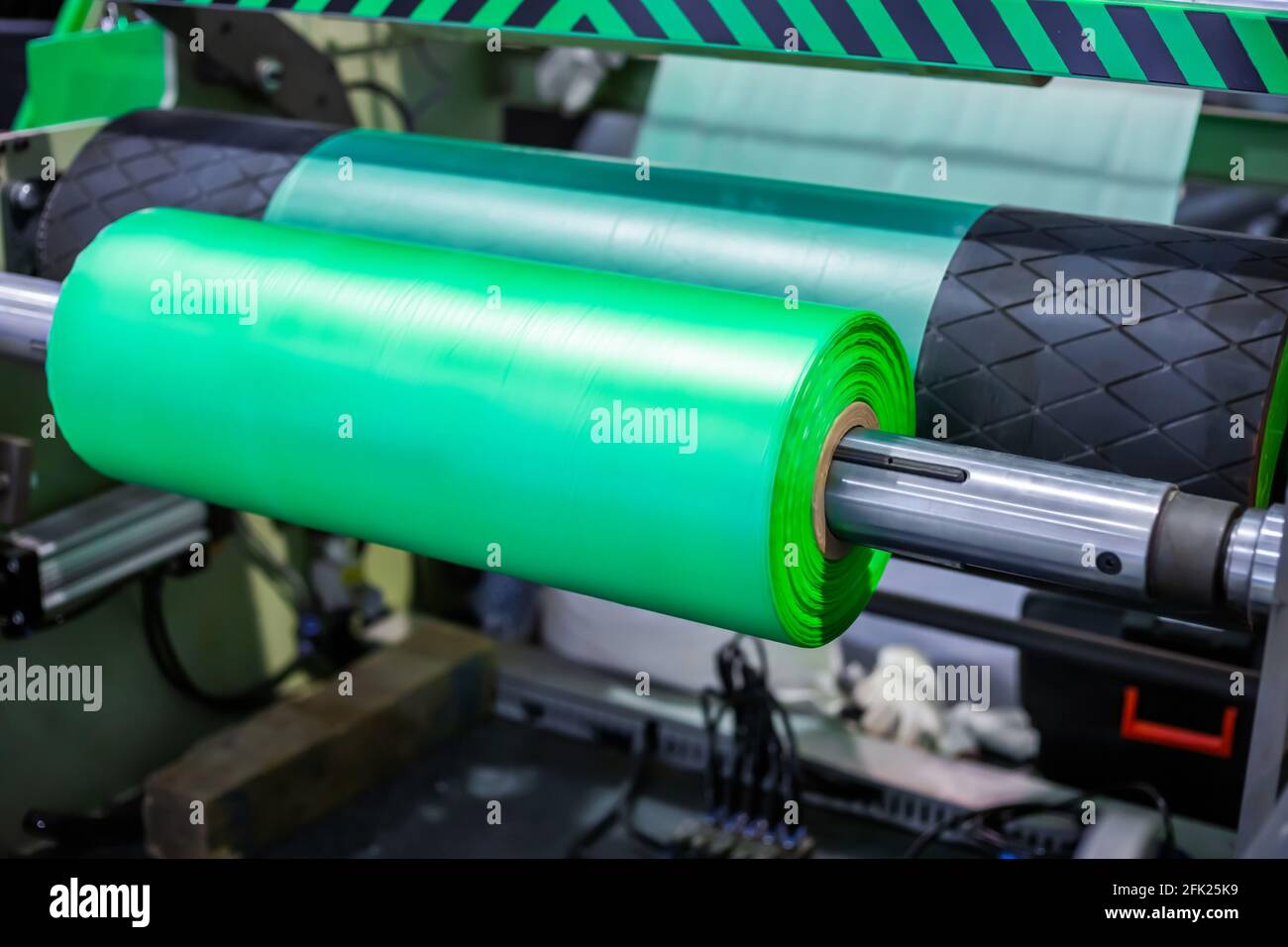 Automatic plastic bag making machine roller with green polyethylene