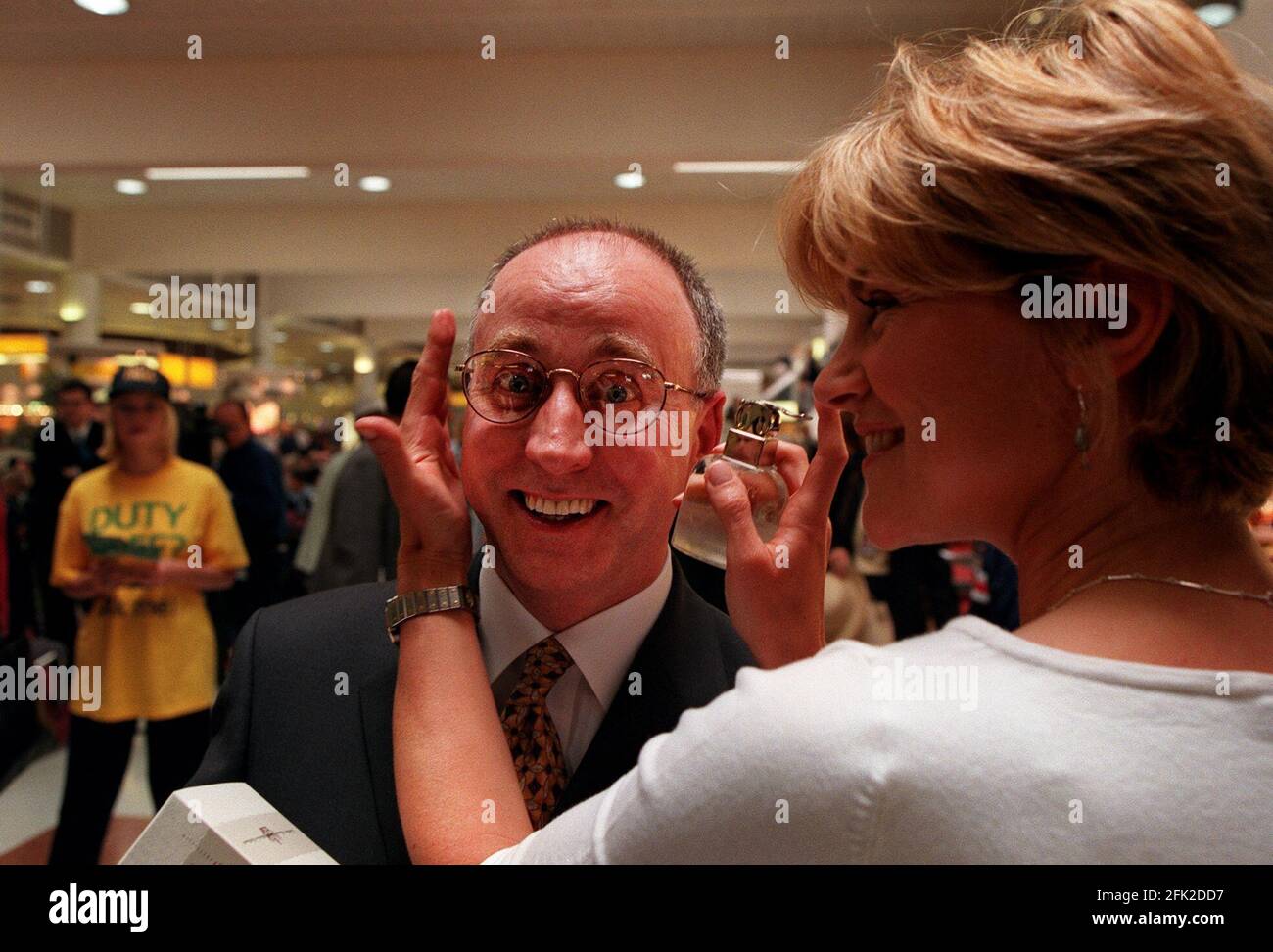 Anthea Turner and Brian Collie BAA Retail Director June 1999 at Gatwick Airport to promote the fact that shoppers can still benefit from BAA's tax free shopping prices Stock Photo
