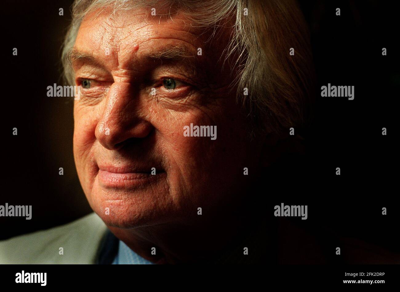 Ritchie Benaud broadcaster June 1999 Stock Photo