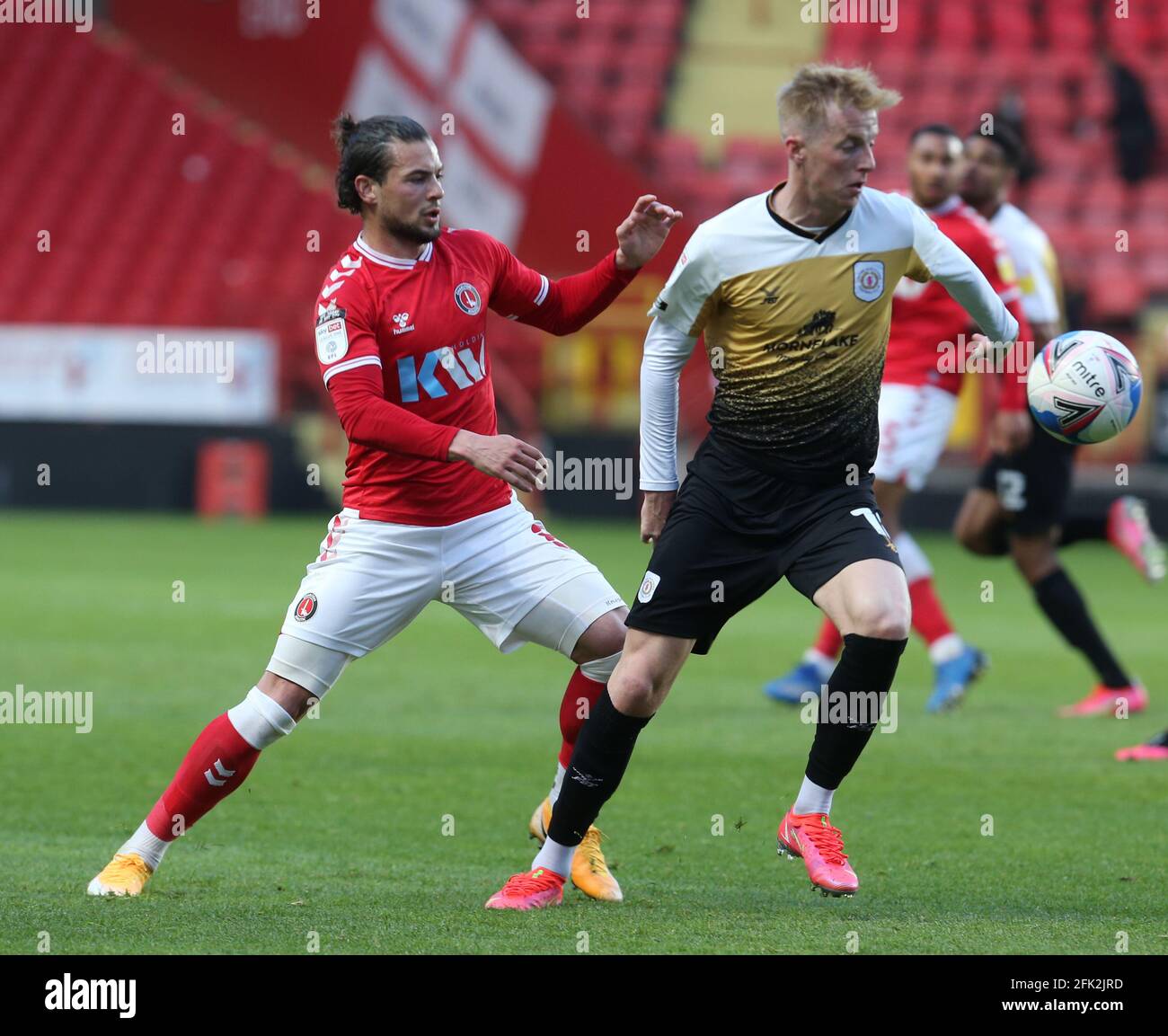 Woolwich, UK. 27th Apr, 2021. WOOLWICH, United Kingdom, APRIL 27: Charlie Kirk of Crewe Alexander holds of Charlton Athletic's Jake Forster-Caskey during Sky Bet League One between Charlton Athletic and Crewe Alexandra at The Valley, Woolwich on 27th April 2021 Credit: Action Foto Sport/Alamy Live News Stock Photo