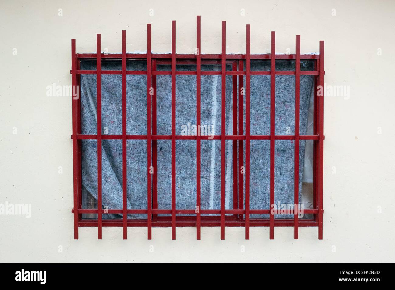 Windows isolated iron grating hi-res stock photography and images - Alamy