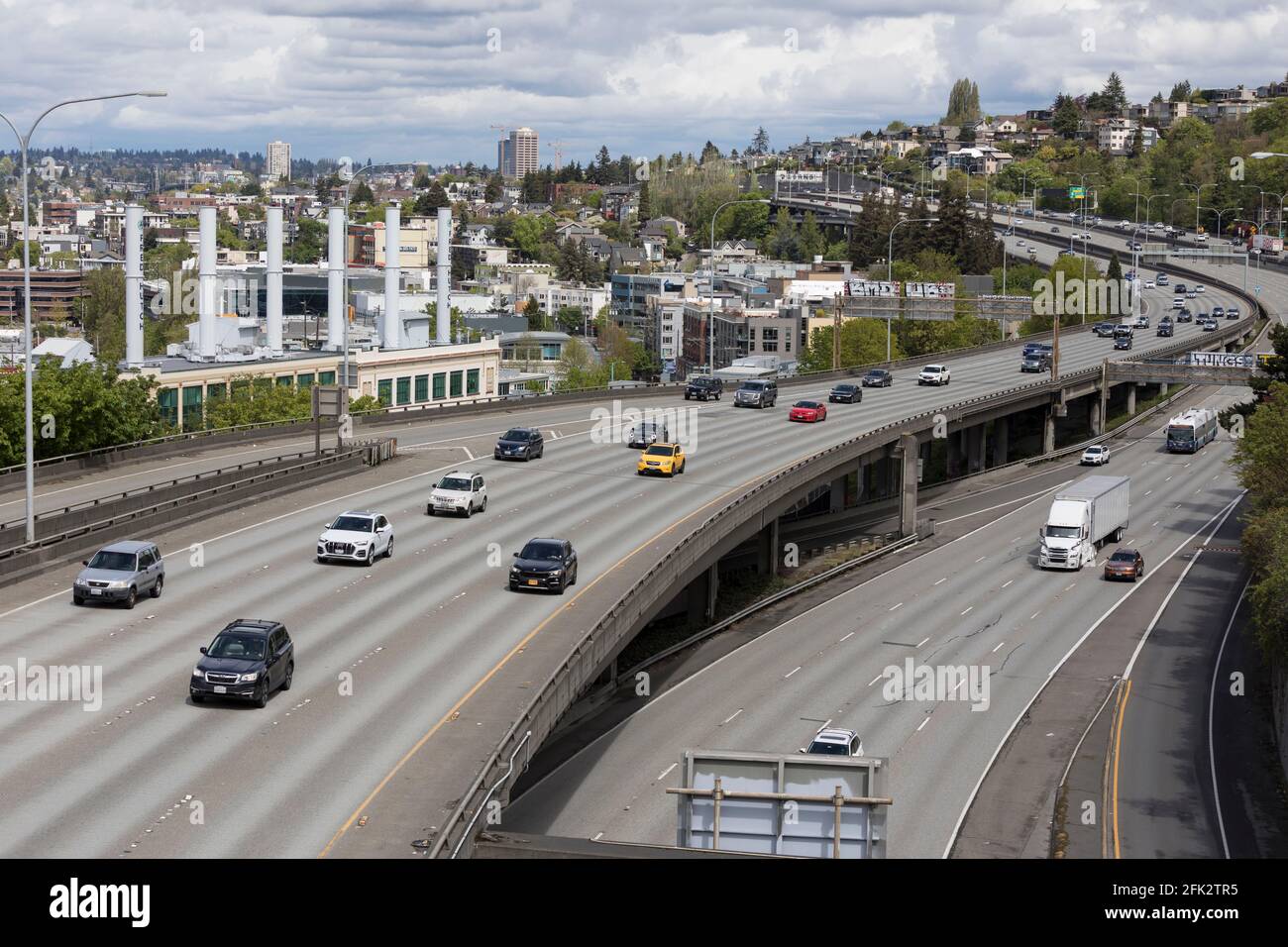 Traffic moves along the I5 corridor between the Eastlake and Capitol